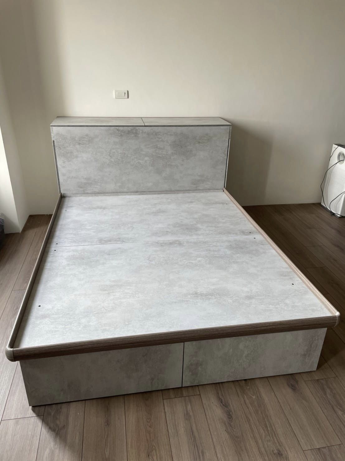 清水膜落地框型型掀床5尺